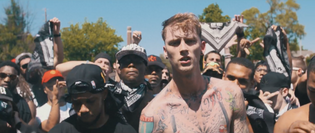  Machine Gun Kelly ft. Chief Keef - Young Man (Video)